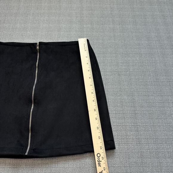 Lulus Black Faux Suede Mini Skirt‎ M Zip Front Y2K Grunge Club Night Out USA - Picture 4 of 7